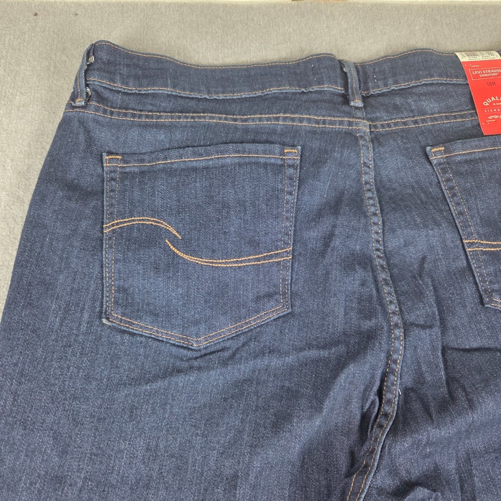 Levi Strauss Signature Mid Rise Skinny Jeans Womens 18M Dark Blue NWT 84540-0121 - Picture 13 of 14